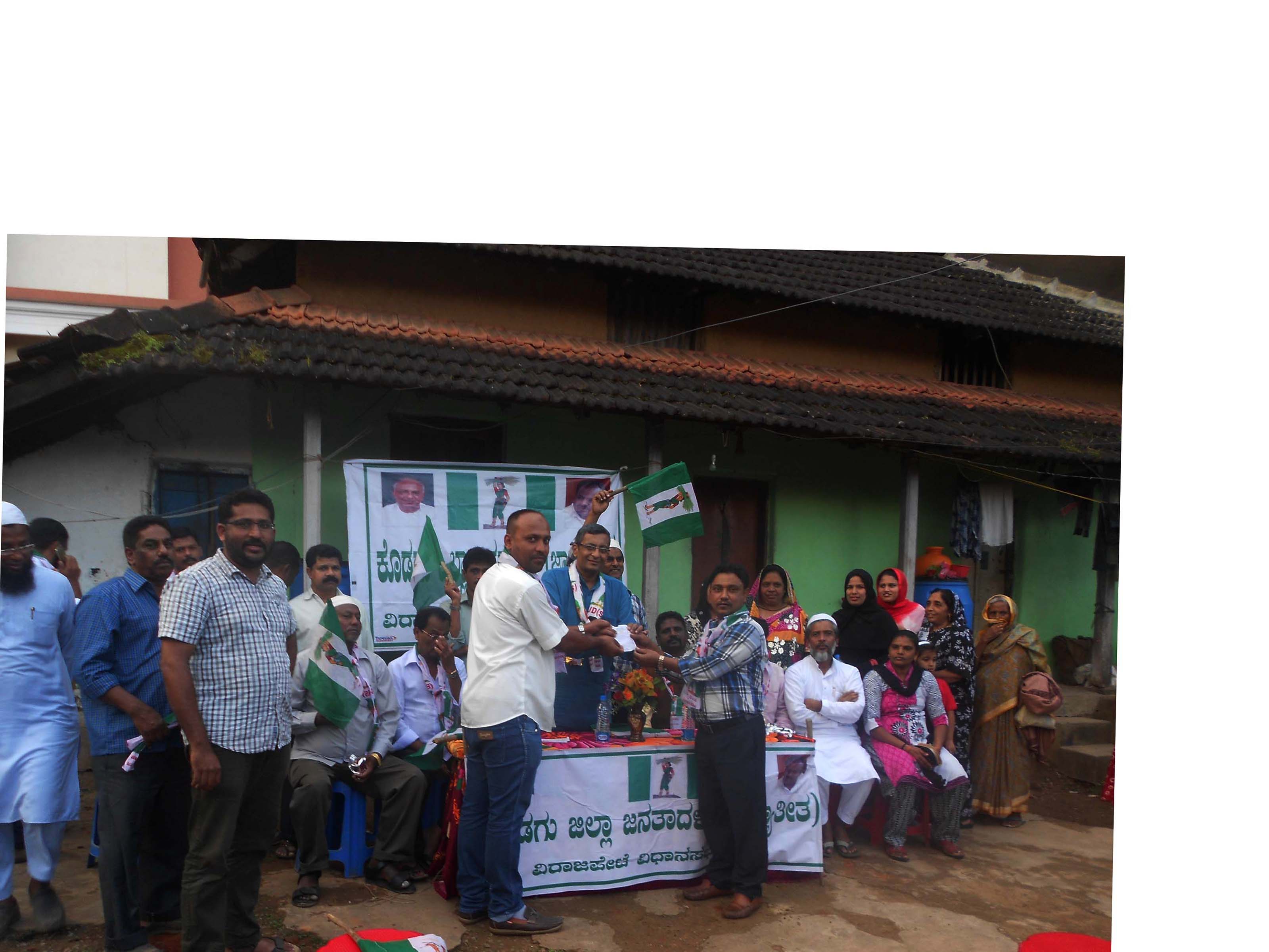 ಮೇಲ್ದರ್ಜೆಗೇರಿದ ಪುರಸಭೆಯಿಂದ ಪಟ್ಟಣದ ಜನತೆಗೆ ವಂಚನೆ: ಸರಕಾರದ ನಿರ್ಲಕ್ಷ್ಯ